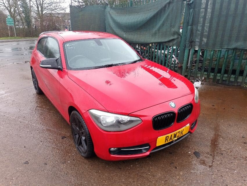 BMW Serie 1 F21 (2011-2019) Rojo - Despiece / Recambios Usados