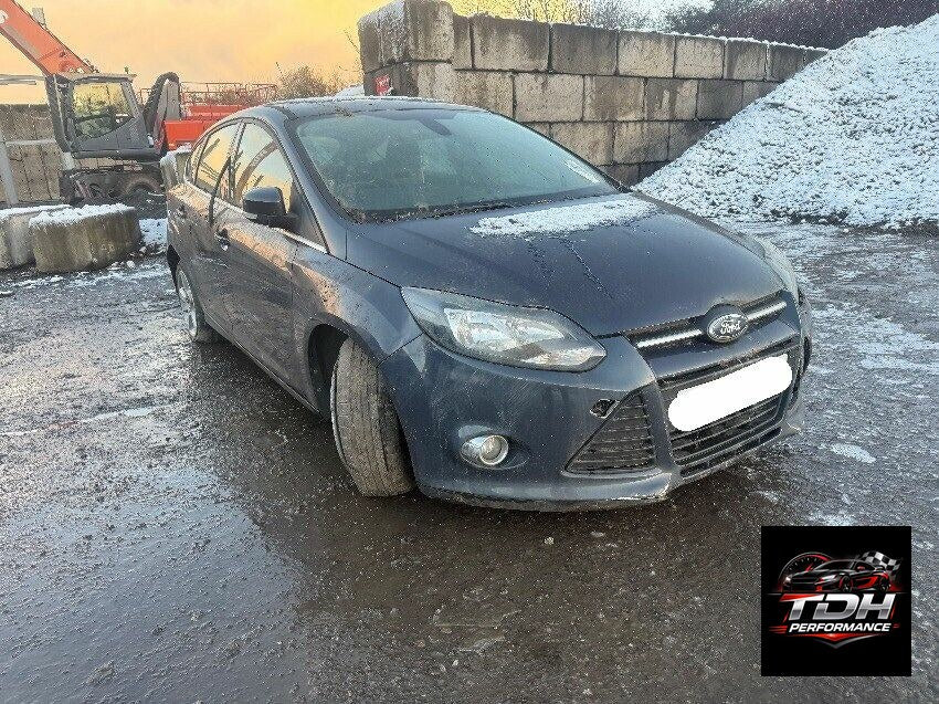 Ford Focus Mk3 (2011-2014) Hatchback Gris Oscuro - Despiece / Recambios