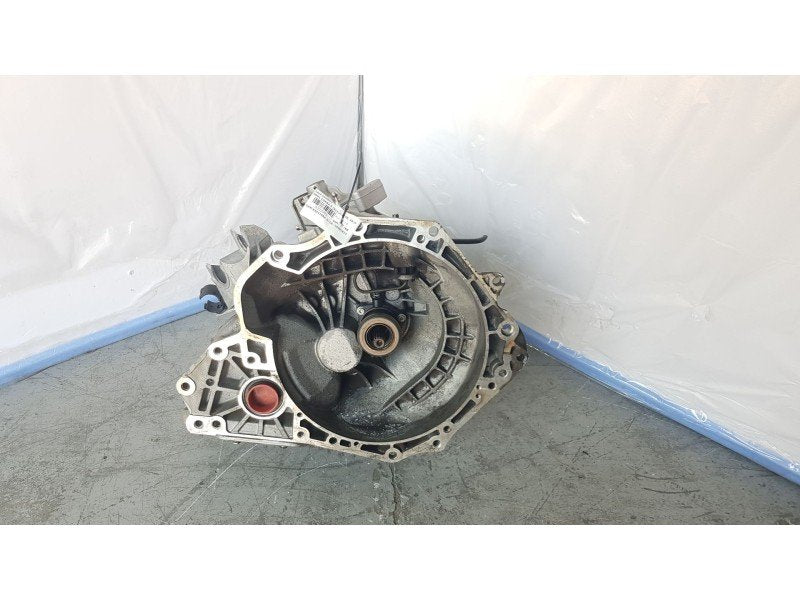 Caja de Cambios Manual Opel Corsa E X15.1 4 08 68 95517684