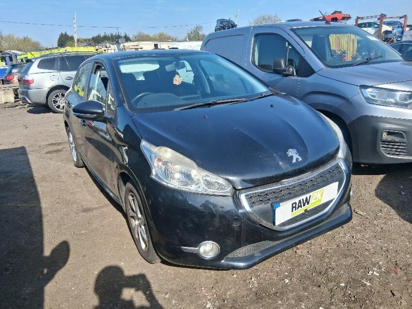 Despiece / Recambios Peugeot 208 (2012-2019) Negro | Motor y Carrocería