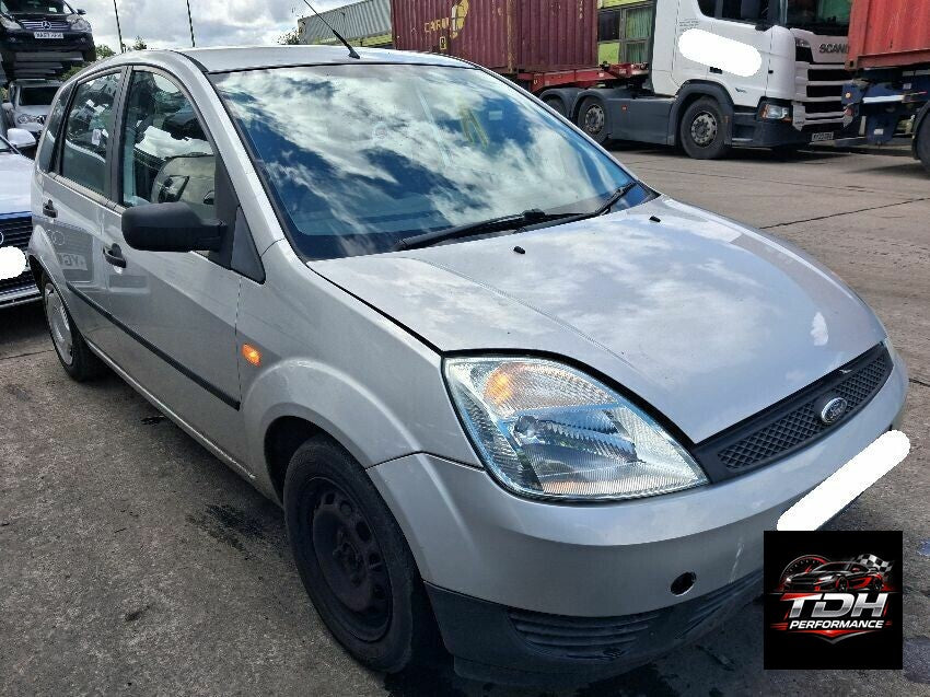 Ford Fiesta Mk6 (2002-2008) Plateado - Despiece / Recambios