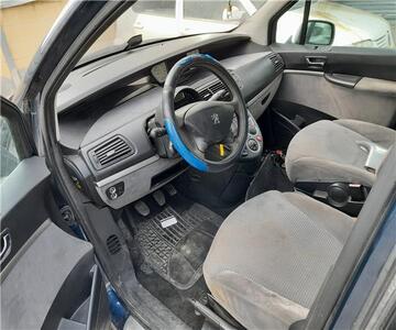 Peugeot 807 2.0 Premium 2002 - Despiece