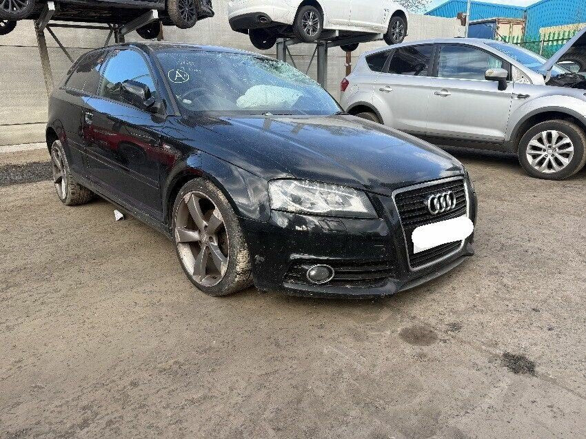 Audi A3 8P Facelift (2008-2012) 3p Negro - Despiece / Recambios