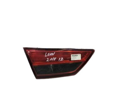 Piloto trasero izquierdo 5f9945093 de Seat Leon st 5f8