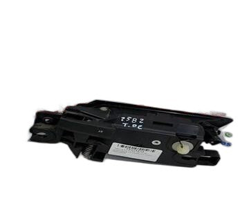 Maneta interior trasera derecha 6M21U22600 de Ford Mondeo berlina (ca2)