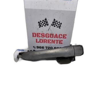 Maneta exterior delantera derecha 242037 de Fiat Stilo (192)