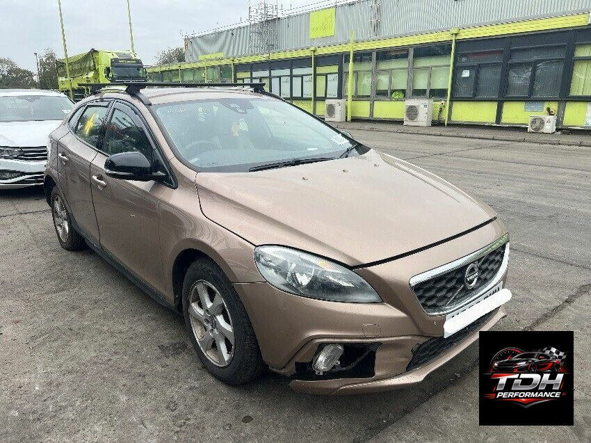 Despiece Volvo V40 (2012-2019) Hatchback Bronce Metálico - Recambios