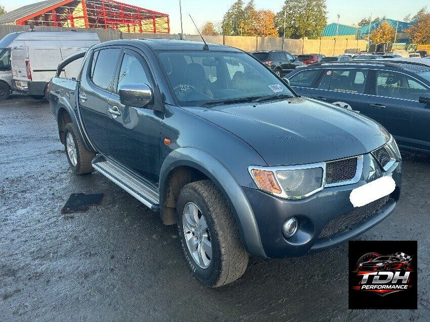 Despiece / Recambios Mitsubishi L200 4ª Gen (2005-2015) 2.5 DI-D Gris
