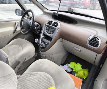 Citroen Xsara Picasso 1.6 HDi 90 Exclusive 1999 - Despiece