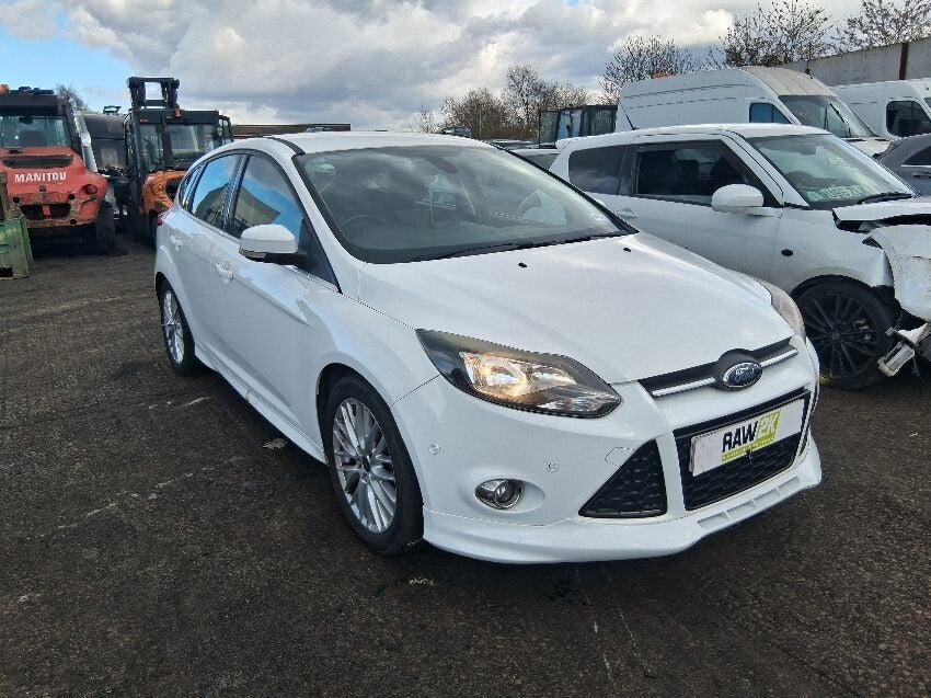 Despiece / Recambios Ford Focus MK3 (2011-2014) Blanco Hatchback