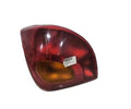 Piloto trasero izquierdo 393857 de Ford Fiesta berlina (dx)