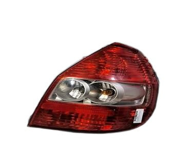 Piloto trasero derecho L13A1 de Honda Jazz (gd1/5)