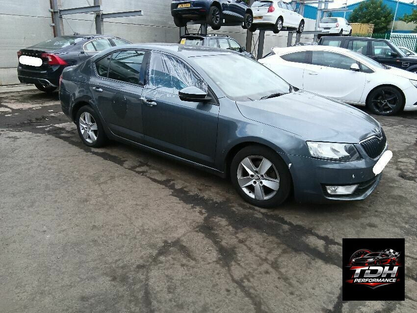 Despiece / Recambios Skoda Octavia III 5E (2013-2020) Gris Antracita