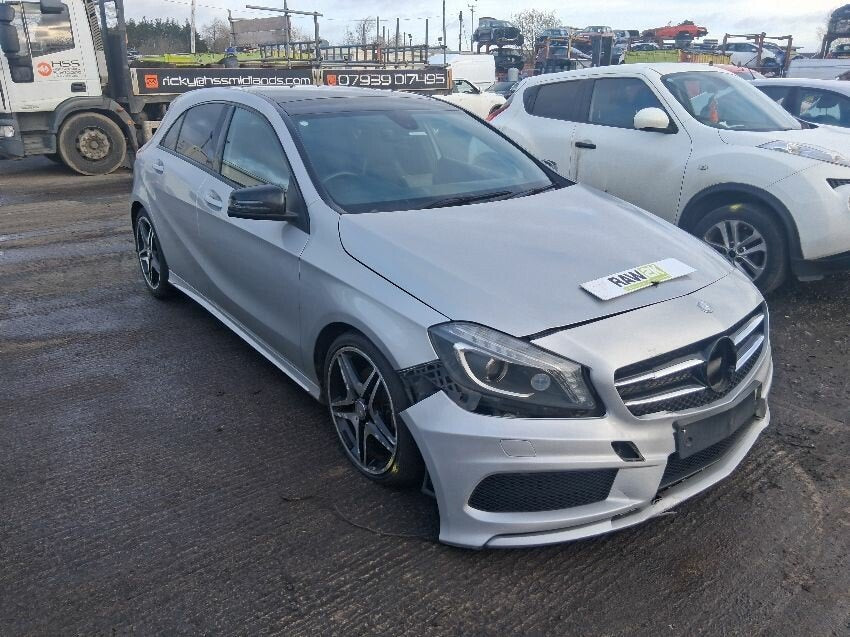 Mercedes Clase A W176 (2012-2018) Plateado | Despiece y Recambios