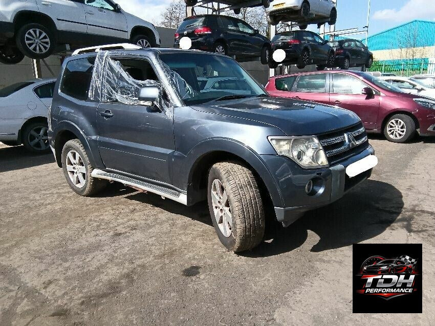 Mitsubishi Montero Pajero V80 3p 2006-2021 Gris Despiece / Recambios