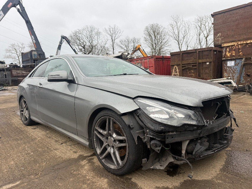 Mercedes-Benz Clase E Coupe C207 Facelift (2013-2017) Gris - Despiece / Recambios