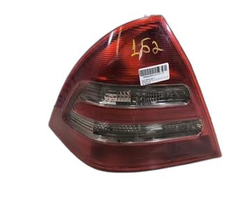 Piloto trasero izquierdo 2038200164 de Mercedes-benz Clase c (bm 203) berlina