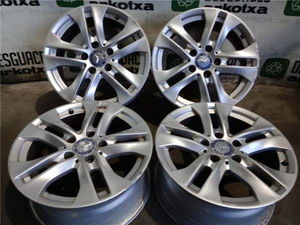 Juego Llantas Mercedes-Benz - Clase C
