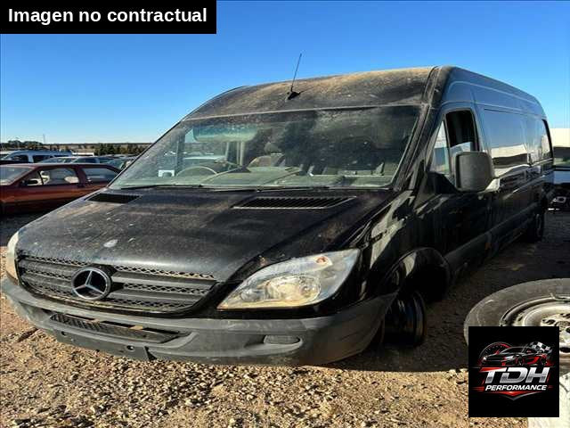 Aleta Delantera Izquierda Mercedes-Benz Sprinter 2.1 D (2011)