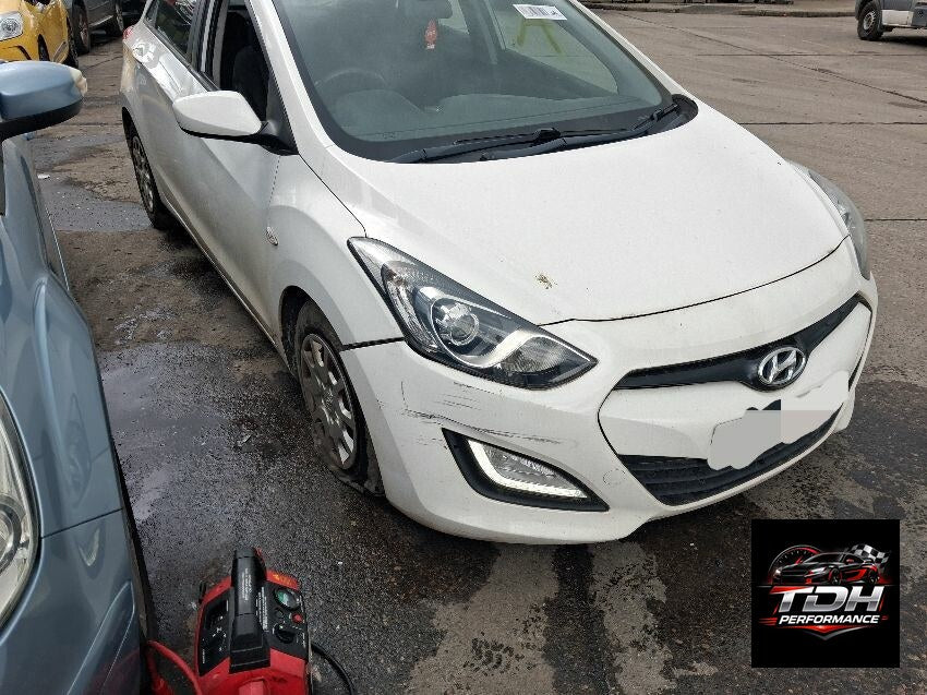 Hyundai i30 GD (2011-2017) Blanco - Despiece / Recambios