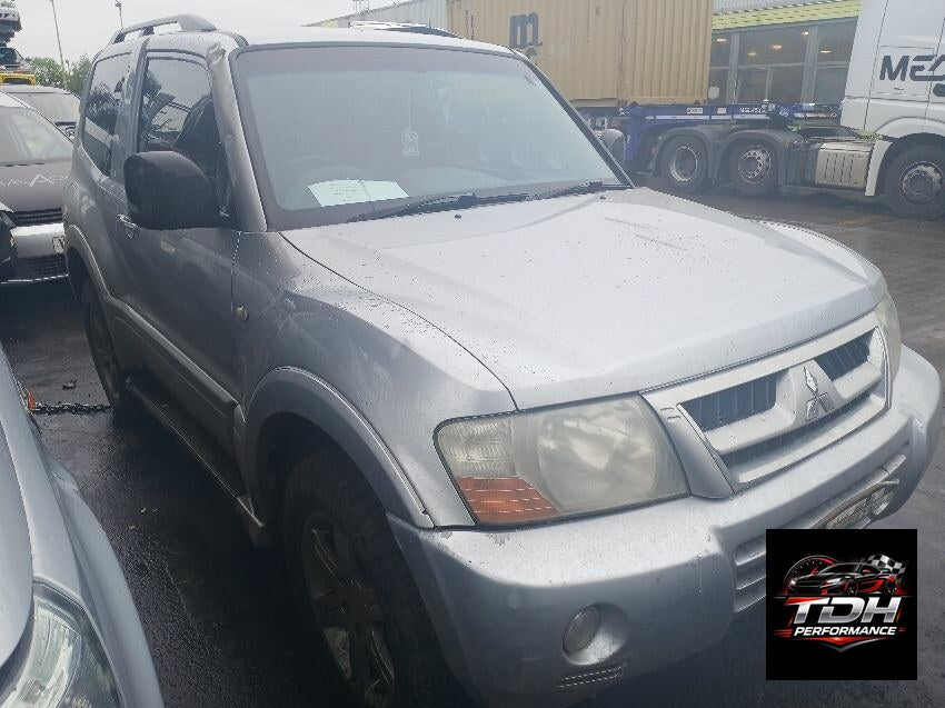 Mitsubishi Montero Pajero V60 3p 1999-2006 Plata - Despiece / Recambios