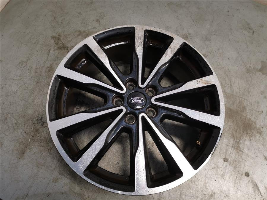 Llanta Ford Kuga