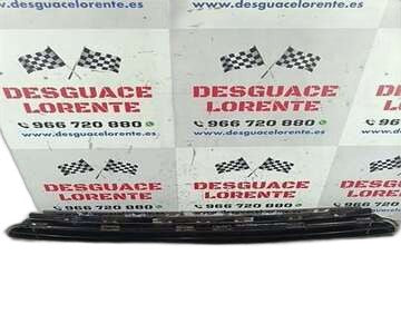 Rejilla paragolpes delantero 9682331677 de Citroen C5 berlina