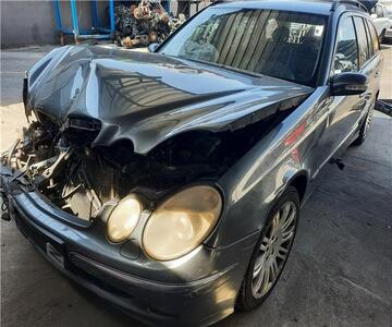 Mercedes-Benz Clase E Familiar 2003 - Despiece