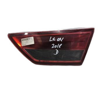 Piloto trasero derecho 5F9945094 de Seat Leon st 5f8