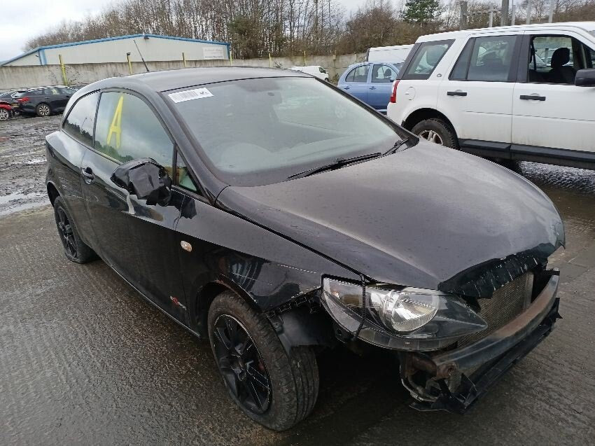 Seat Ibiza IV 6J SC (2008-2017) Negro - Despiece / Recambios