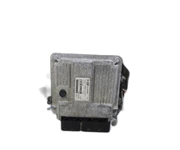 Centralita motor uce 55190069 de Opel Combo (corsa b)