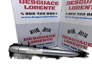 Maneta exterior trasera izquierda 8200028464 de Renault Megane ii berlina 5p
