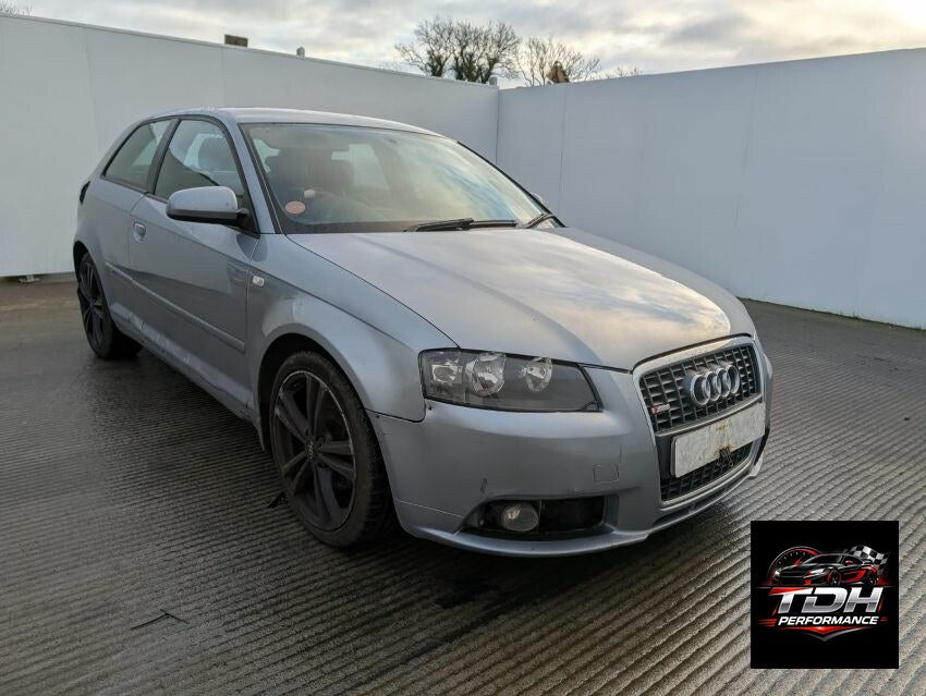 Audi A3 8P (2003-2012) 3 Puertas Plateado - Despiece y Recambios Usados