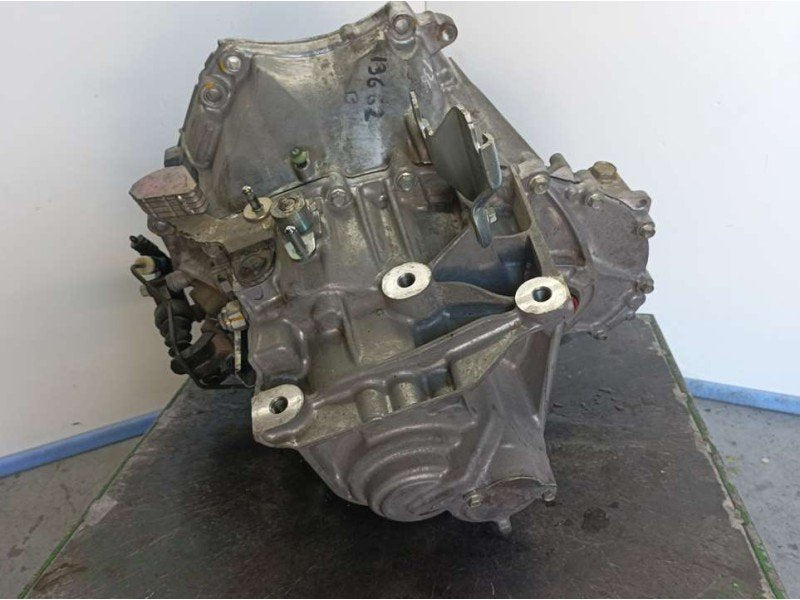 Caja de Cambios Manual Mazda 2 Lim Luxury F6T20