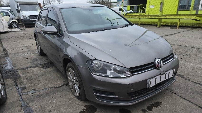 Volkswagen Golf VII 5G (2012-2017) Gris - Despiece / Recambios Usados