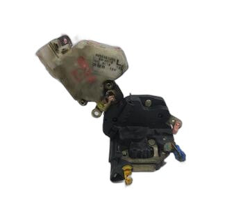 Cerradura puerta delantera derecha 8055361U66 de Nissan Almera tino (v10m)