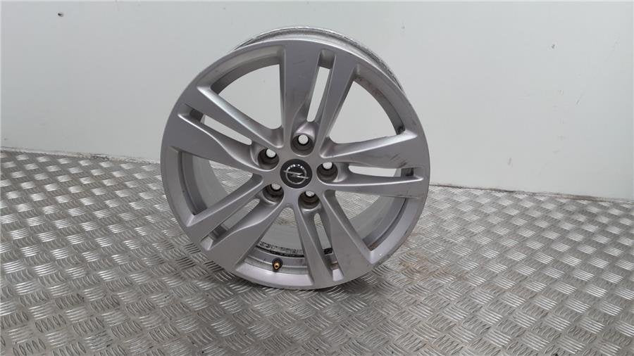 Llanta Opel Astra K 5P