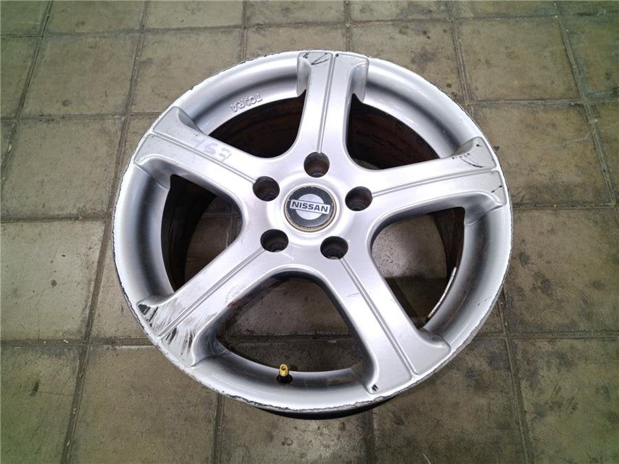 Llanta Nissan Primera