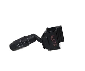 Mando luces 17D682 de Mazda 3 berlina (bk)