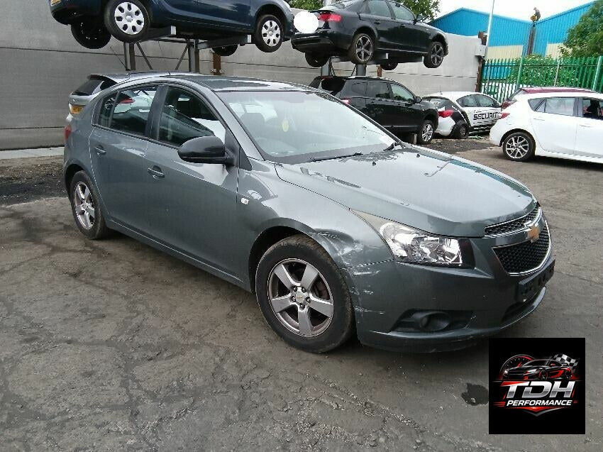 Despiece Chevrolet Cruze Hatchback (2011-2016) Gris | Recambios Usados
