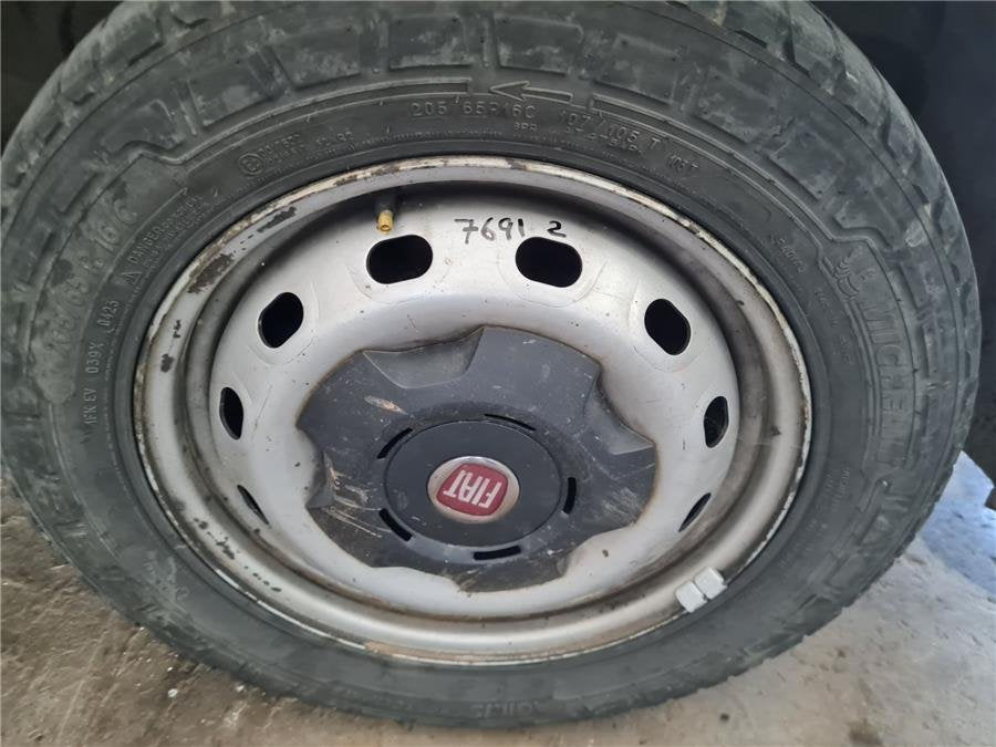 Llanta Fiat Talento