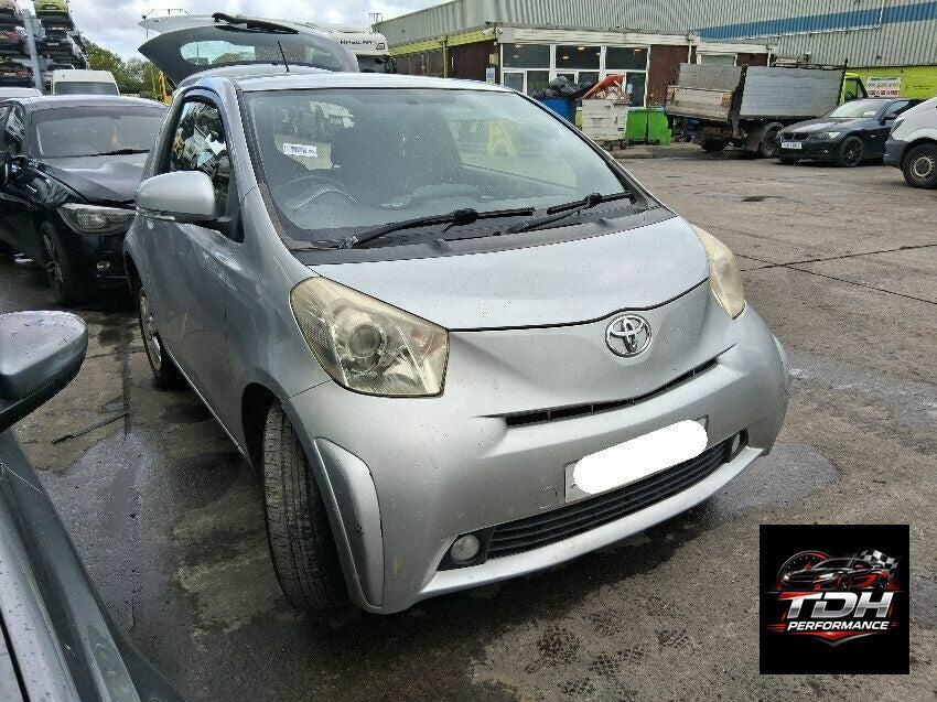 Toyota iQ AJ10 2008-2015 Plateado | Despiece / Recambios