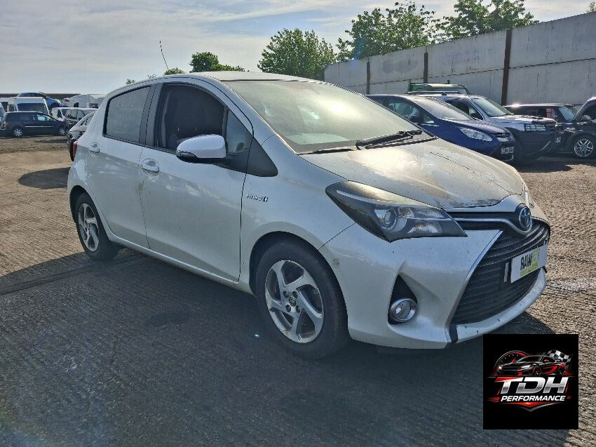 Toyota Yaris XP130 2011-2020 Blanco - Despiece / Recambios