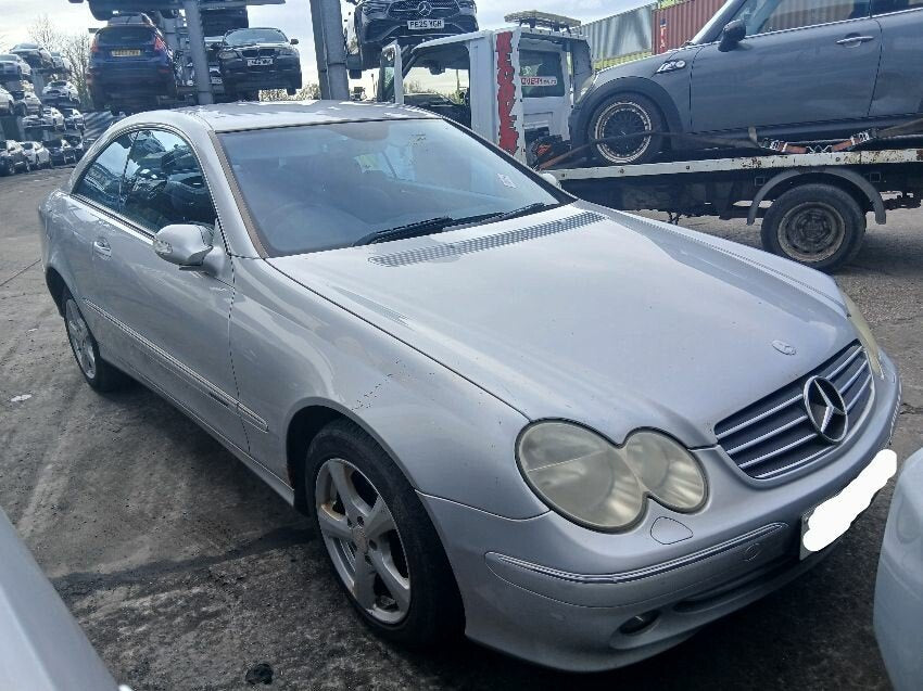 Despiece Mercedes-Benz CLK C209 2002-2010 Coupé Plata | Recambios