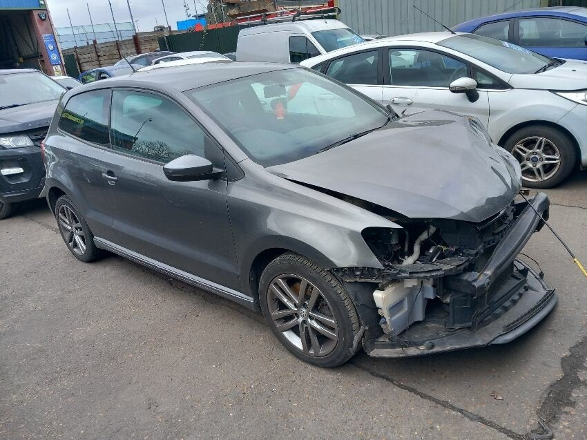 Volkswagen Polo Mk5 6R 6C (2009-2017) Despiece / Recambios 3 Puertas Gris