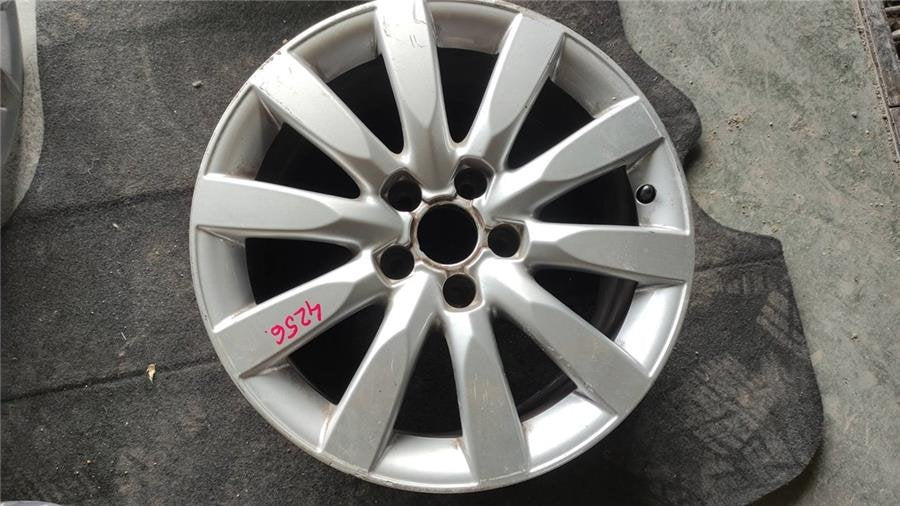 Llanta Audi A4