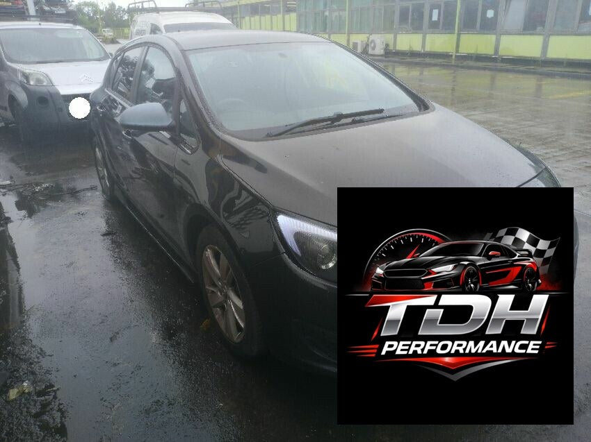 Despiece / Recambios Vauxhall Astra J (2009-2015) 1.7 CDTi SRi Carrocería J