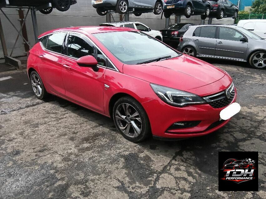 Opel Astra K (2015-2021) 5 Puertas Rojo - Despiece y Recambios