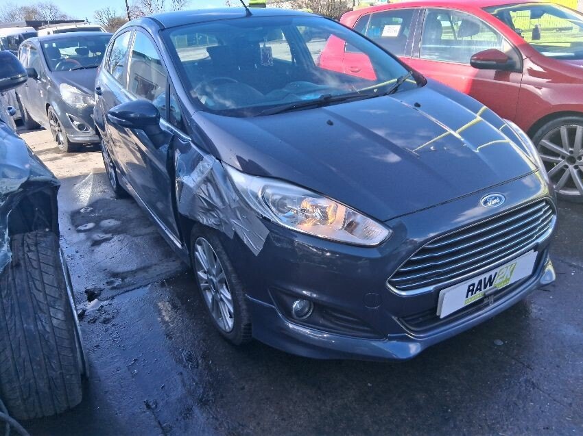 Despiece Ford Fiesta Mk6 Facelift (2013-2017) Gris - Recambios y Motores