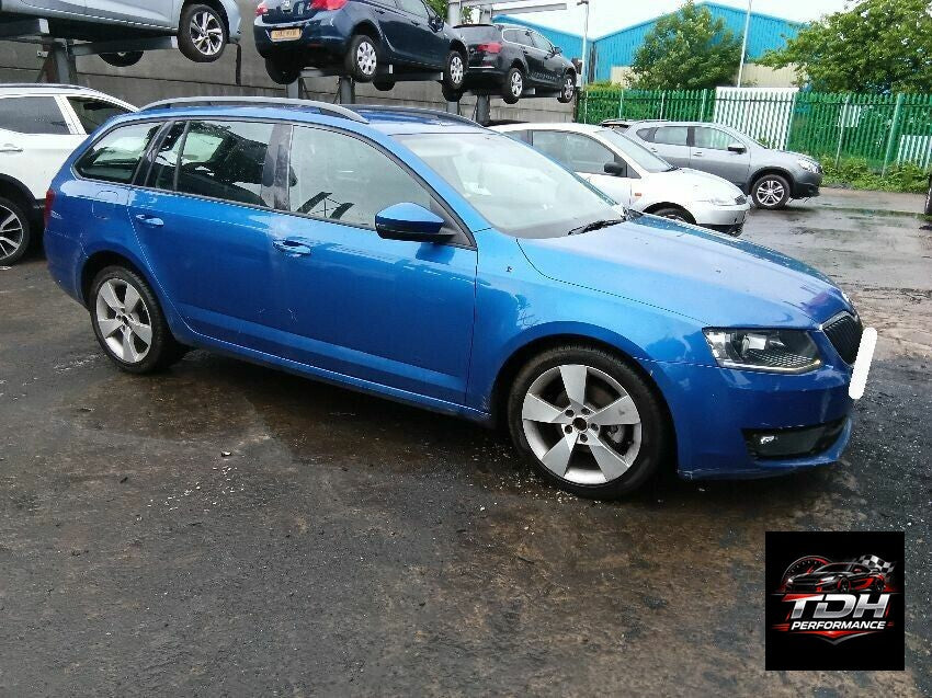 Despiece / Recambios Skoda Octavia III Combi (5E) 2013-2017 Azul